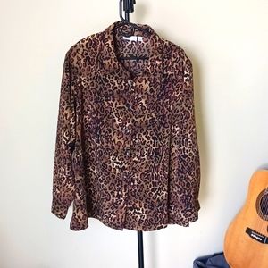 Woman's plus size blouse